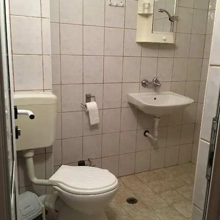 Guest house 